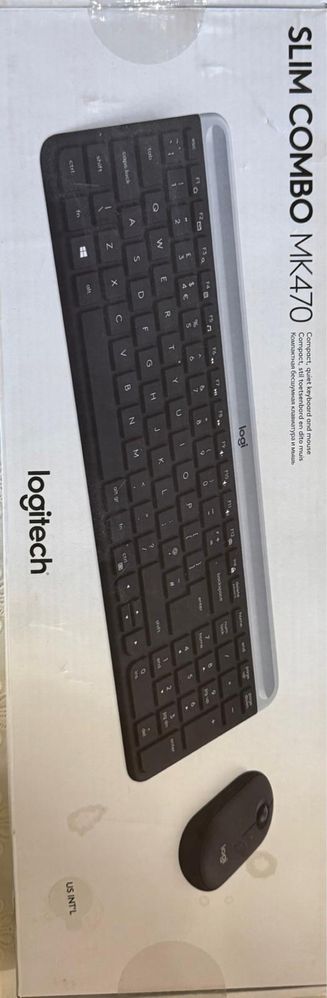 Комплект безжична клавиатура и мишка Logitech MK470 Slim