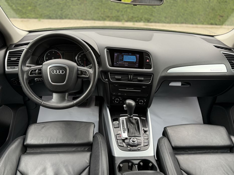 Audi Q5 2L TDI 177cp quattro Cutie Automata euro 5