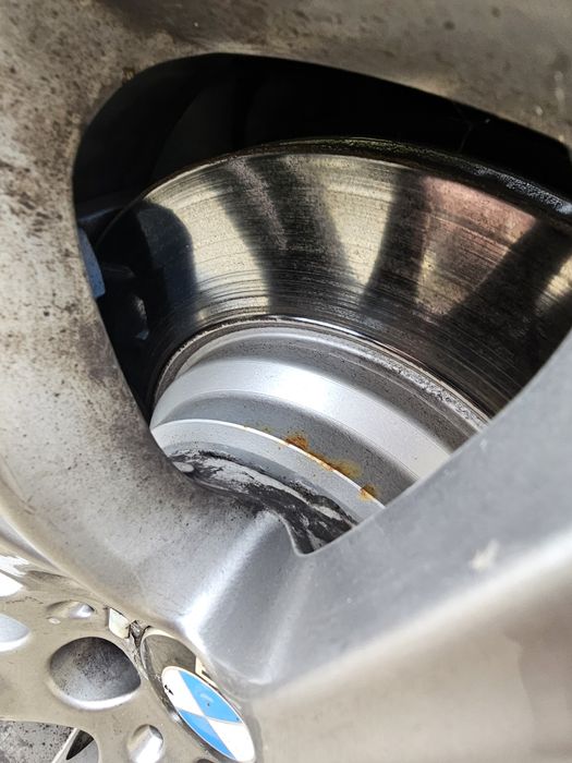 Спирачни апарати и дискове от бмв 335д 335d 286кс 348мм