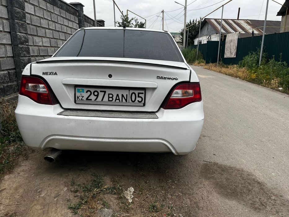 Продается деу нексия 2 срочно