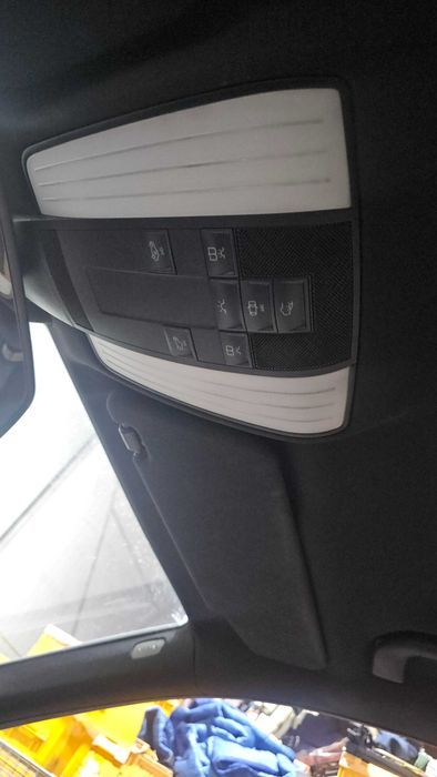 PLafon interior stalpi parasolar plafoniera negru Mercedes E W212 face