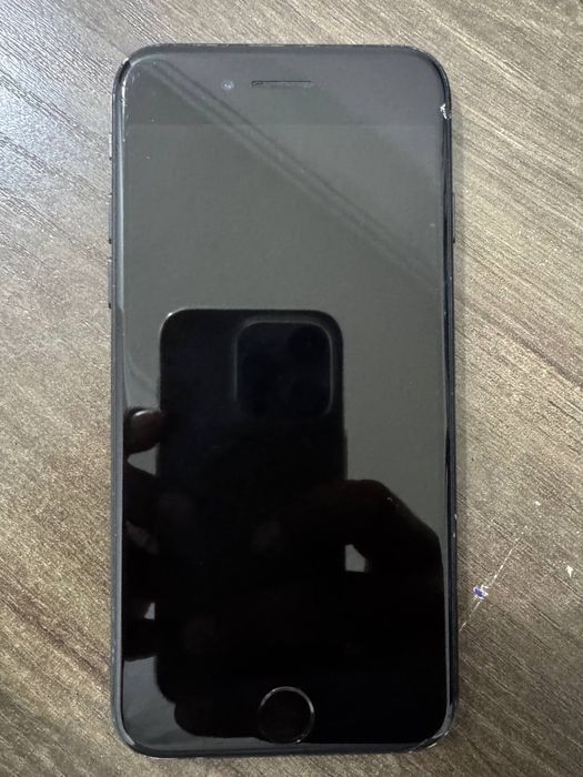 iPhone 7 LL/A 32GB Akkumlyatr 100%