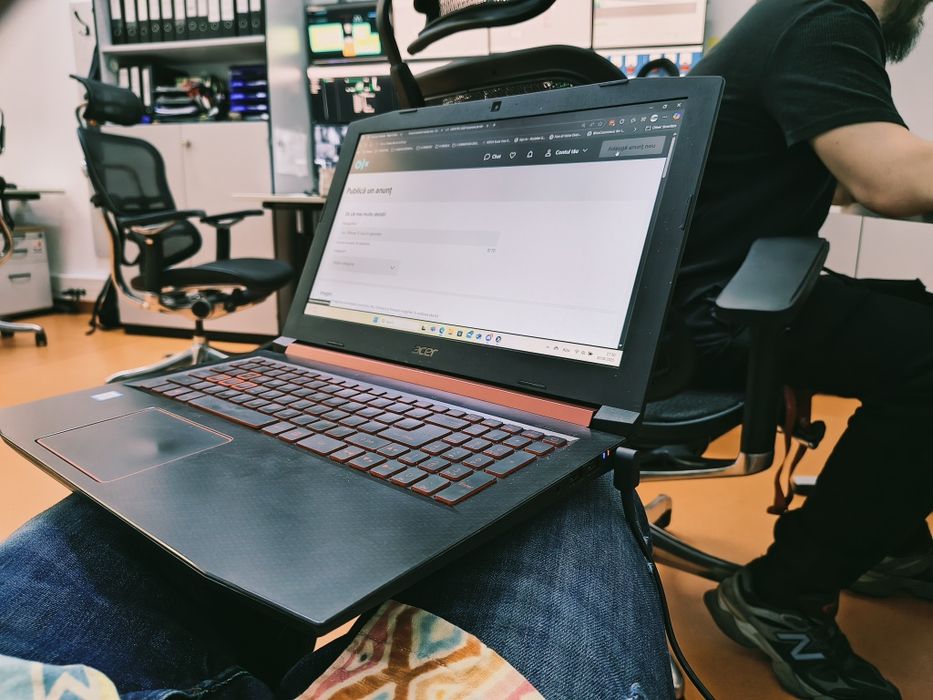 Laptop Gaming Acer Nitro 5 , i7, 32GB , 1 tb  SSD, 3 GB DDR5 video
