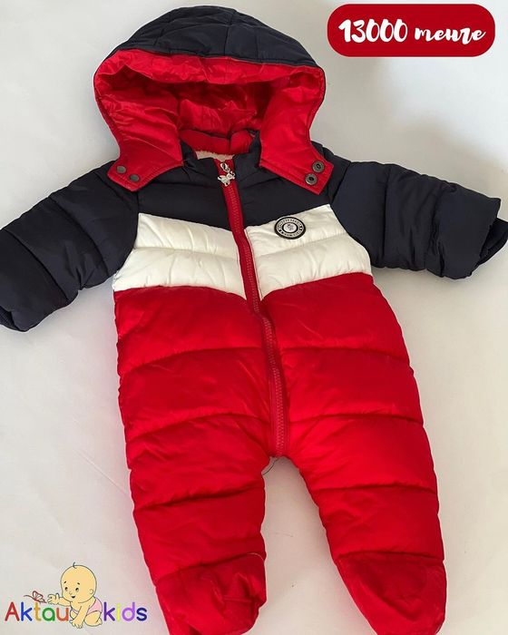 Новый комбинезон. Демисезонный.