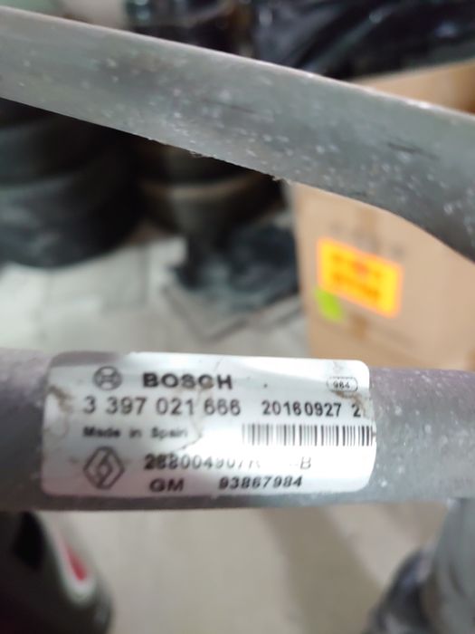 Vand ansamblu stergator Trafic 2017