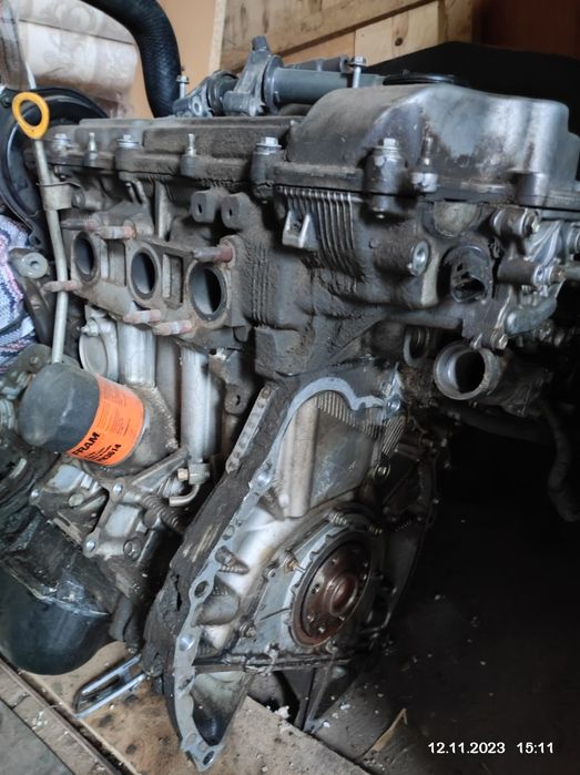 Продам двигатель на запчасти