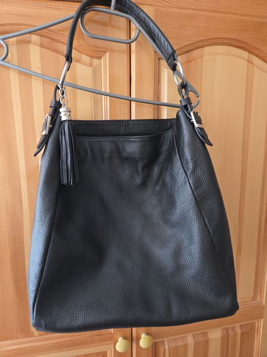 Черна кожена чанта