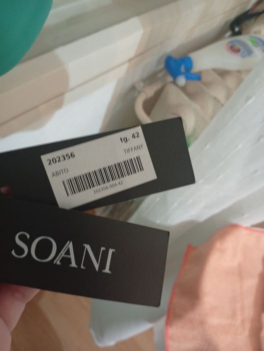 OFERTA URGENT  rochie noua sigilata din Italia  firma soani