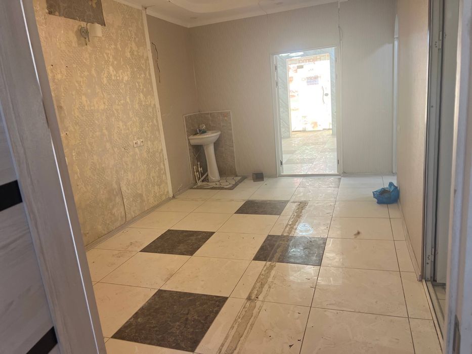 Сдается нежилое помещение, Юнусабадский район, напротив Сезам