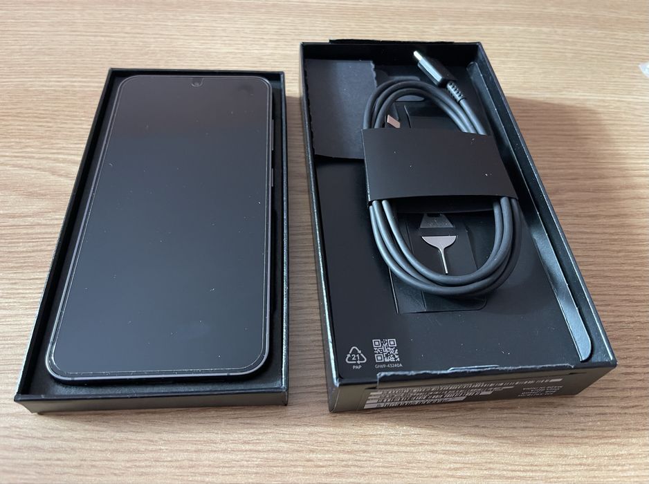 Samsung Galaxy S24 Black Onyx, 256GB, ca nou, garanție eMAG