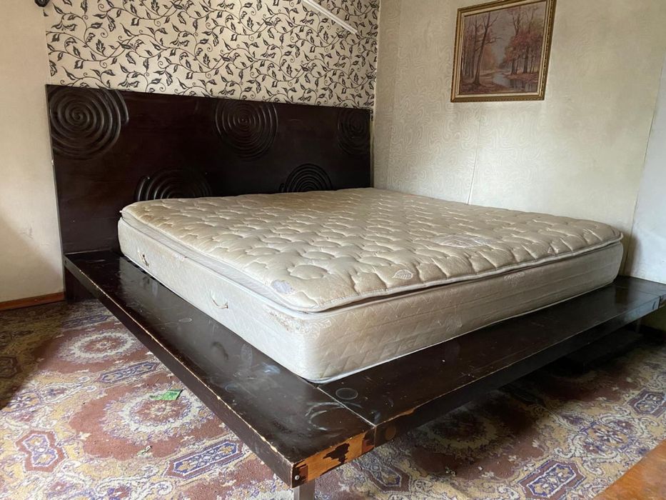 Продам хорошую, качественную кровать