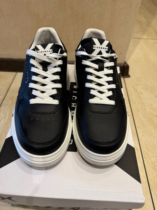 Мъжки обувки John Richmond