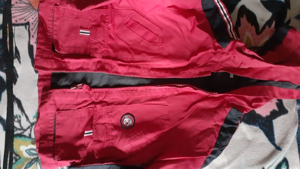 Куртки детские раз.размеры новые и бу