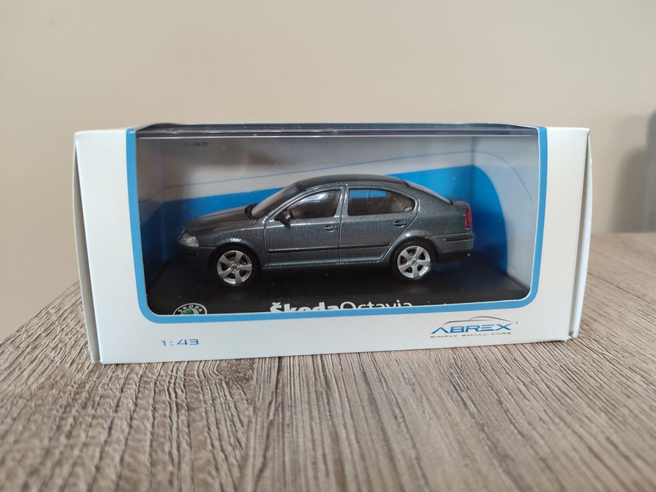Skoda Octavia II Model Macheta Auto 1/43