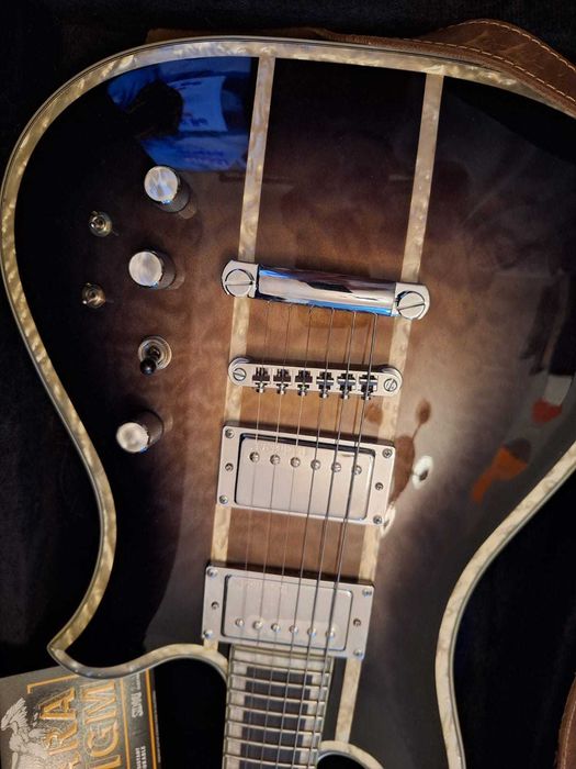 Chitară electrică BC Rich Eagle Classic Deluxe