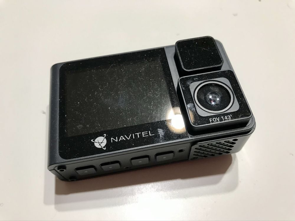 Видеорегистратор Navitel RS2 Duo – Като нов, снима вътре и навън!