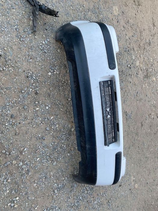 Vând bara spate golf 4