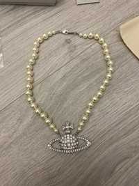 Colier Vivienne Westwood bas relief pearls big