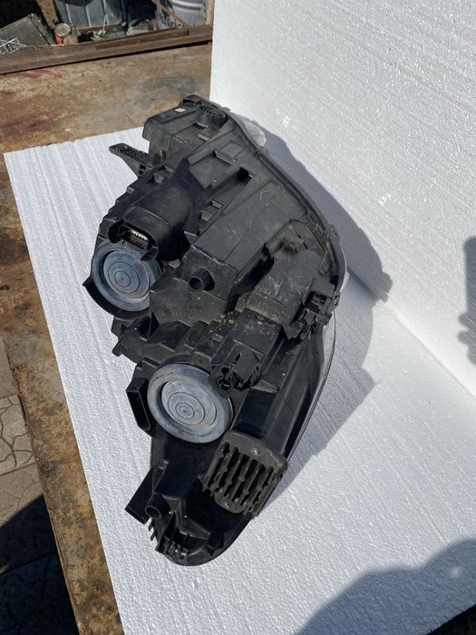 Far stanga ford kuga 3 halogen /lupa /led