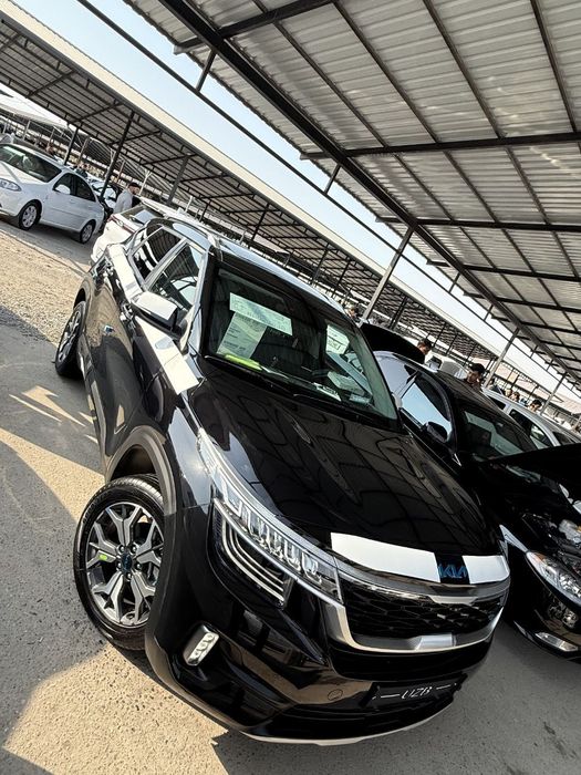 Kia Seltos Qora Kareyskiy Zborka