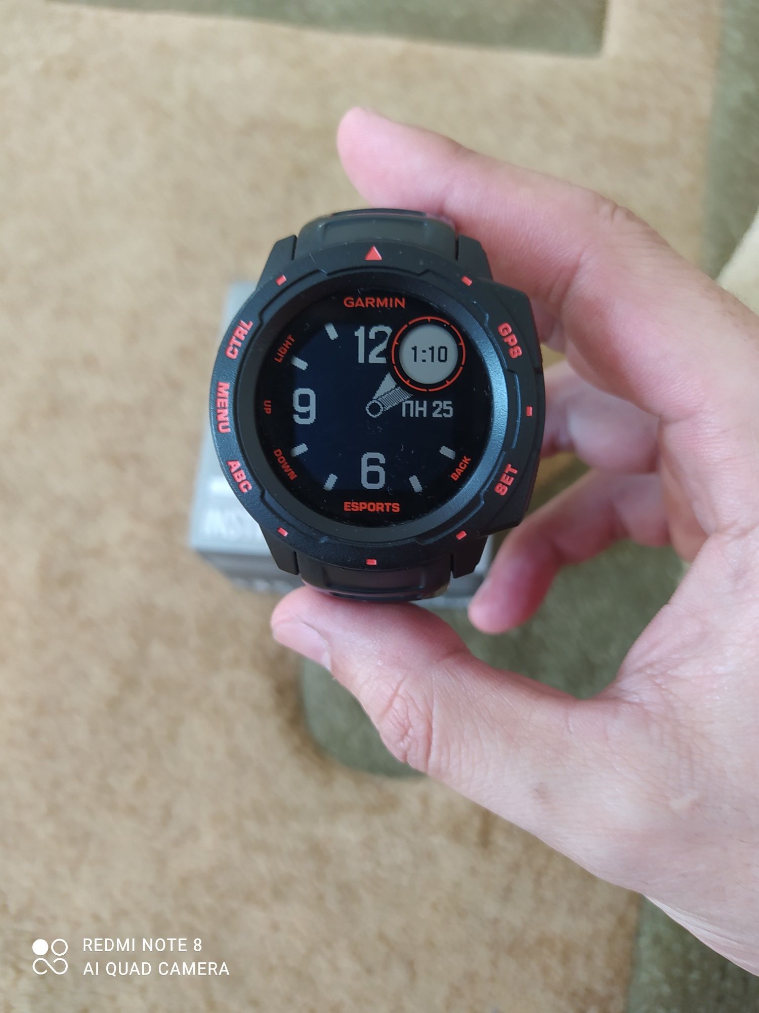 Garmin instinct смарт часы