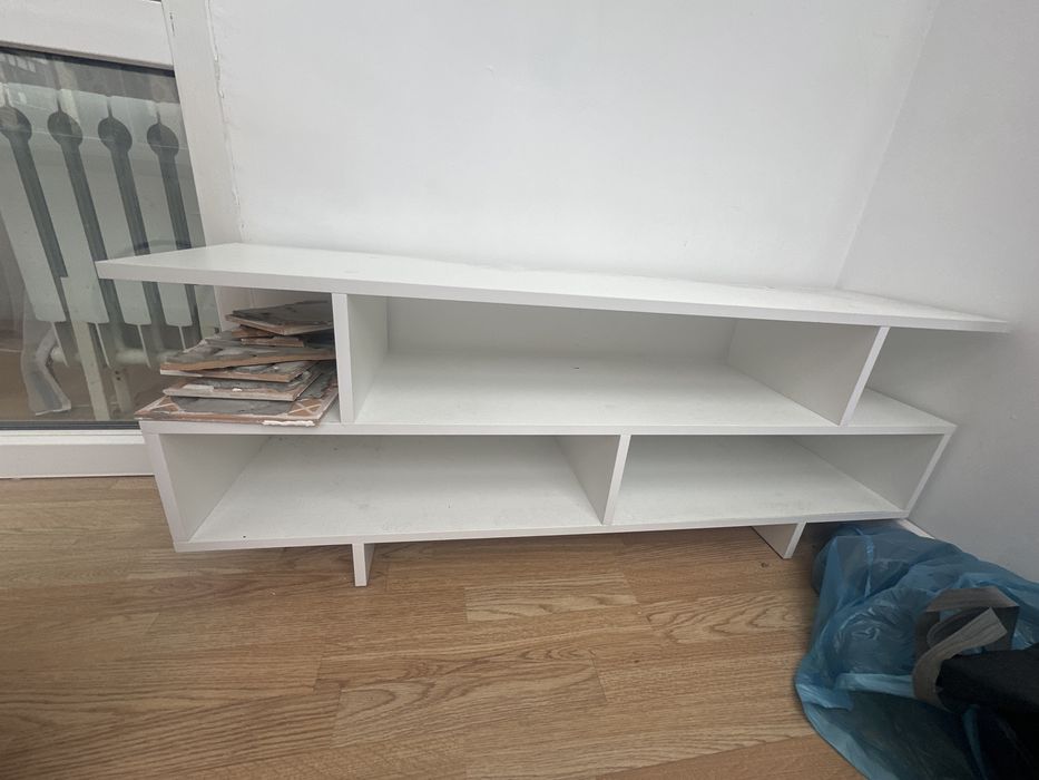 Подставка для телевозора