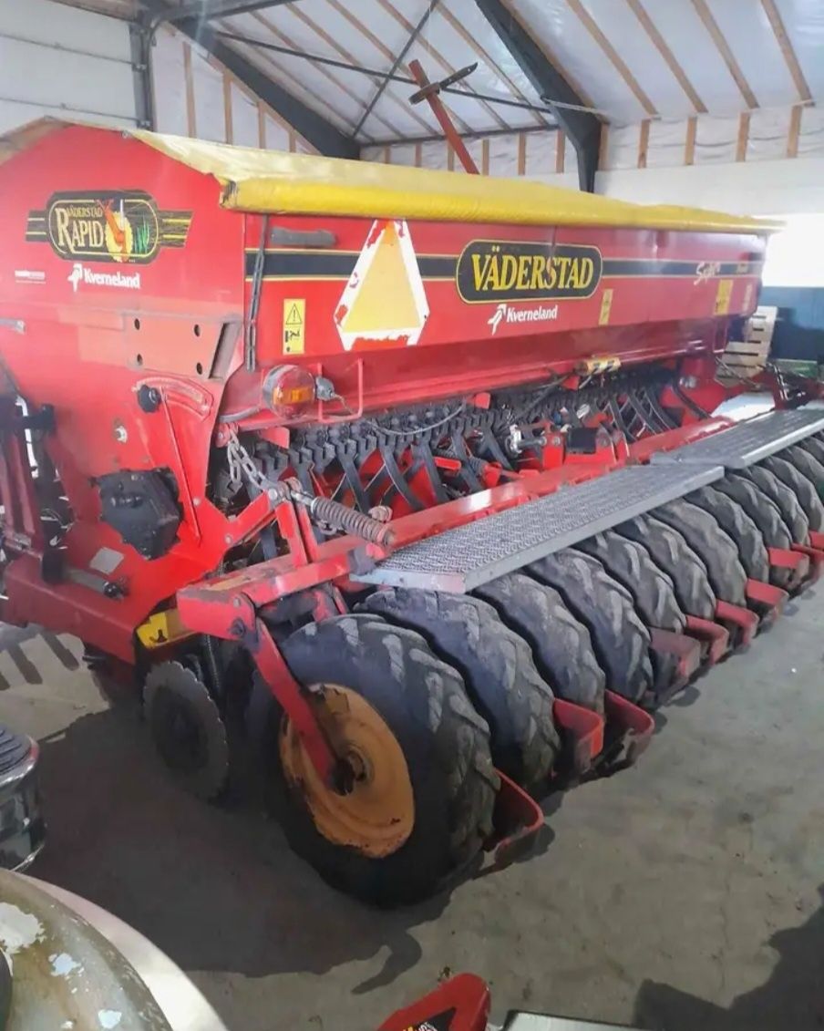 Semanatoare Vaderstad Rapid 4 metri , pe discuri