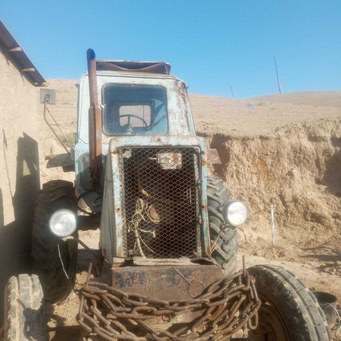 Bilarus MTZ 80 sotiladi