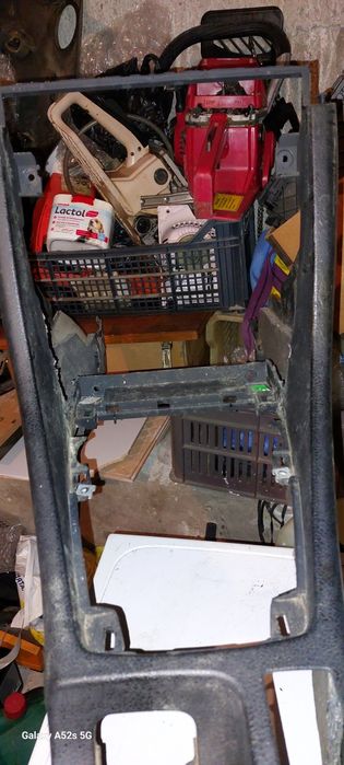 Средна конзола 1-дин за Ауди