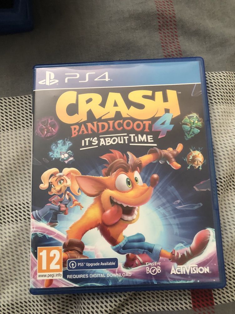 Игри за PS4, конзола и джойстици