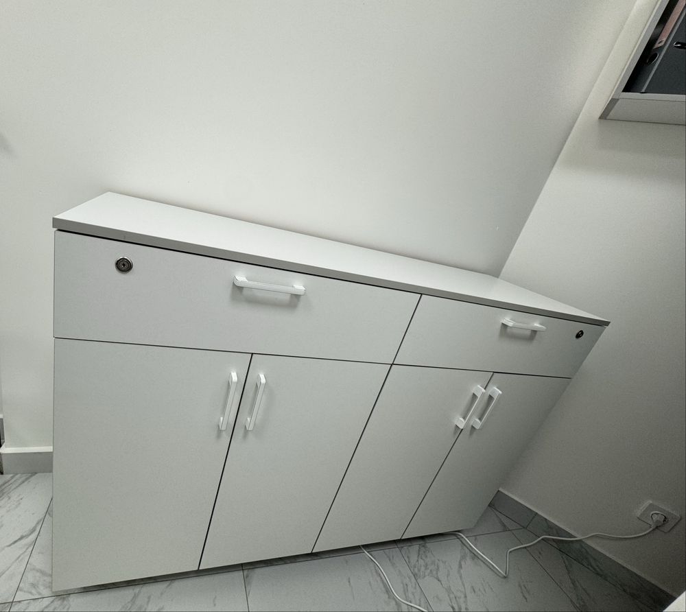Продается медицинскую мебель и кушетки