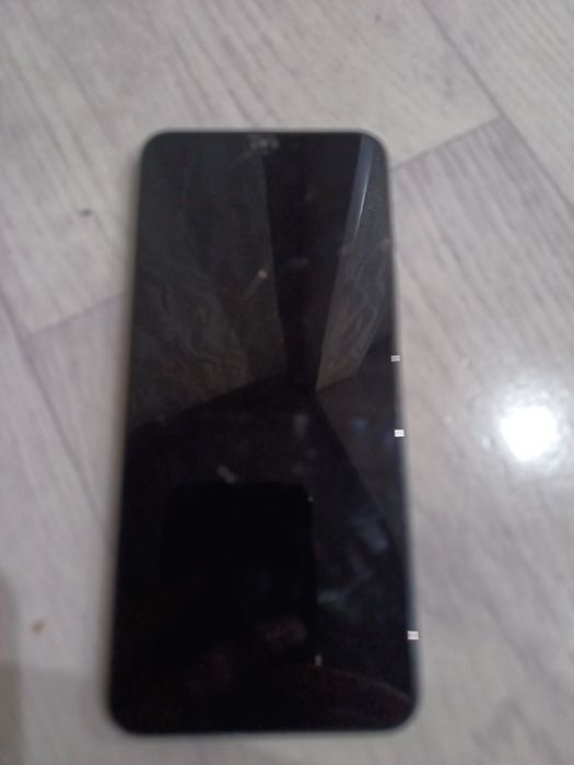 Телефон  Vivo Y17s