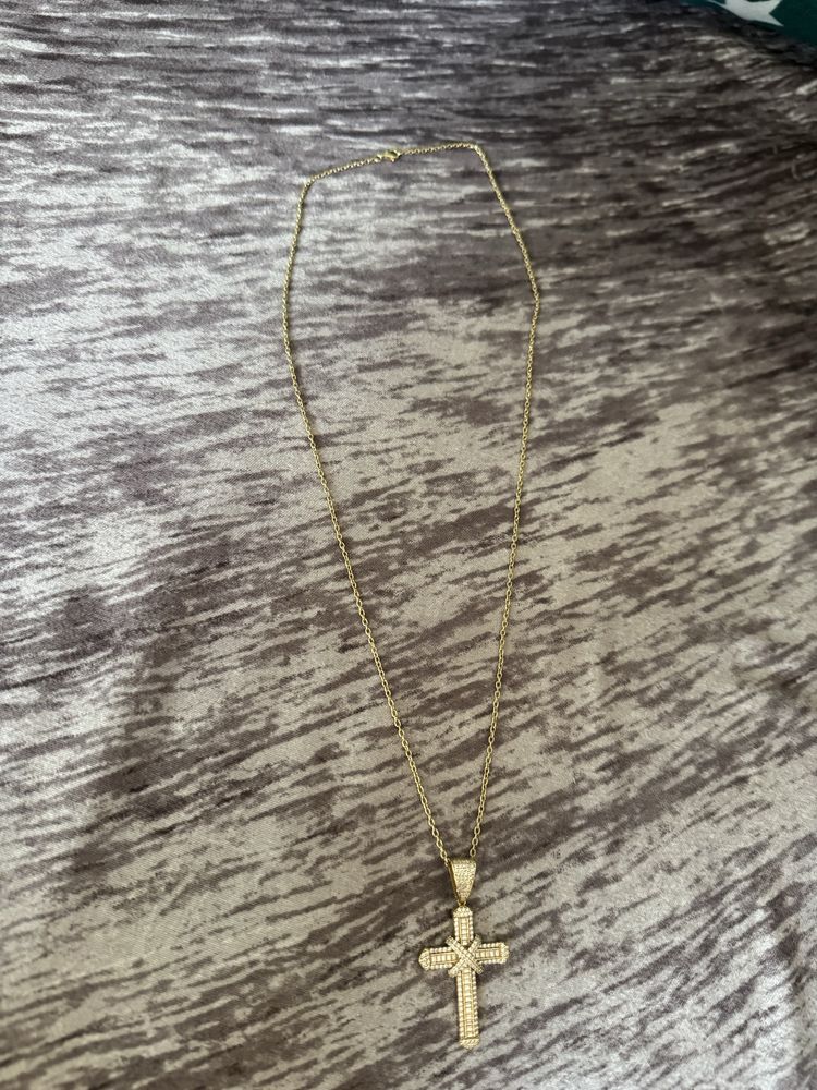 Lant Aur Cruce 14K