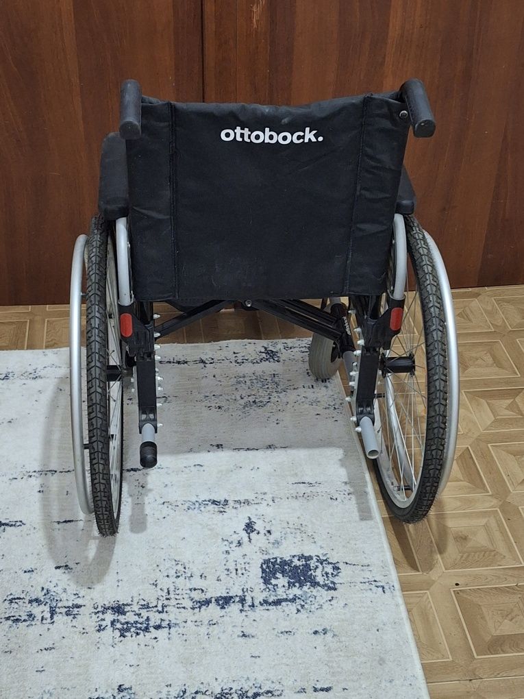Инвалидная коляска Отобак