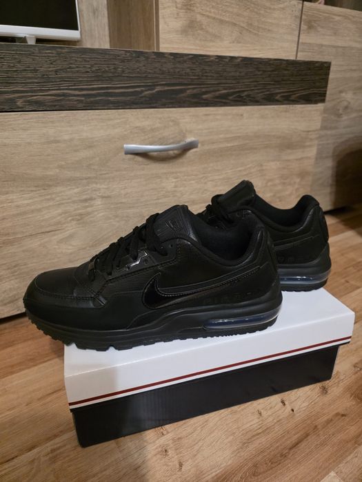 Обувки NIKE Air Max