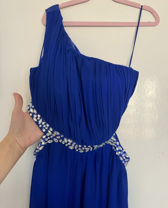 Дълга рокля, вечерна рокля