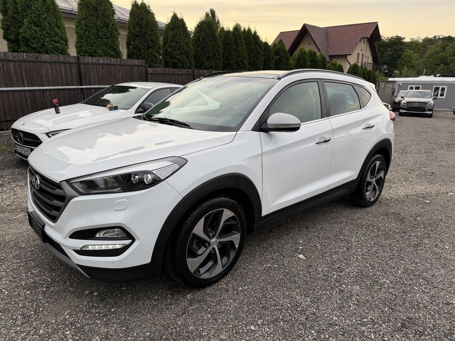 Posibilitate Rate Hyundai Tucson 129k km 4x4 Panoramic Garantie 12 36