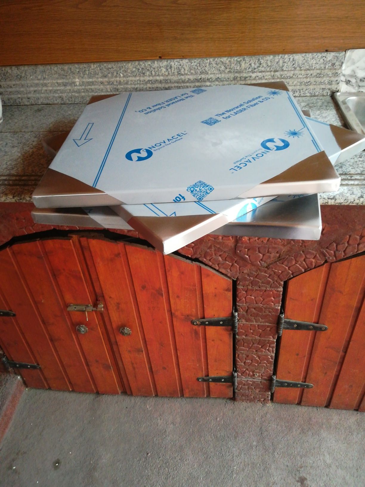 Tăvi din inox 60 x40x4