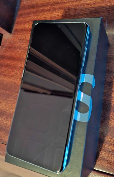 Teлефон Samsung S 200