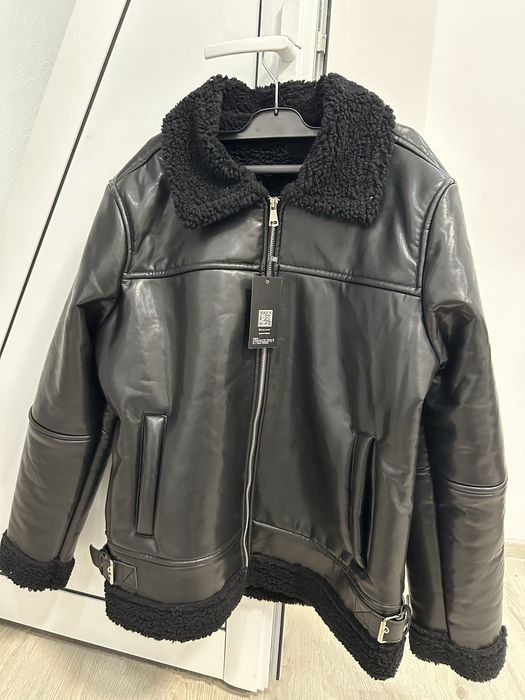 Мъжко кожено яке с яка