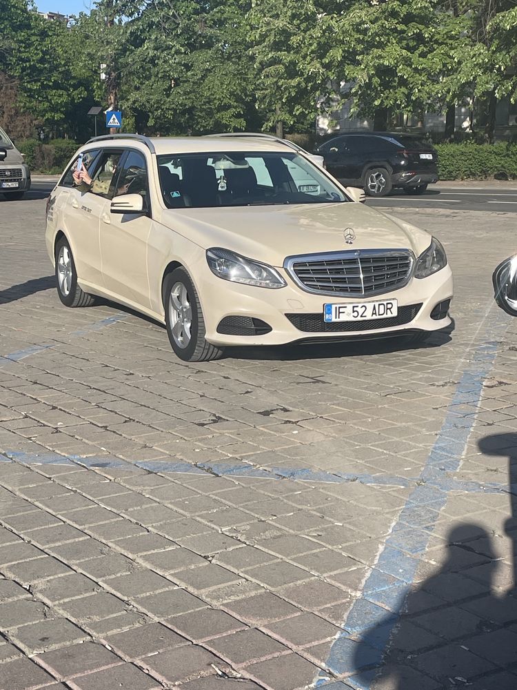 Autoturism mercedes e200