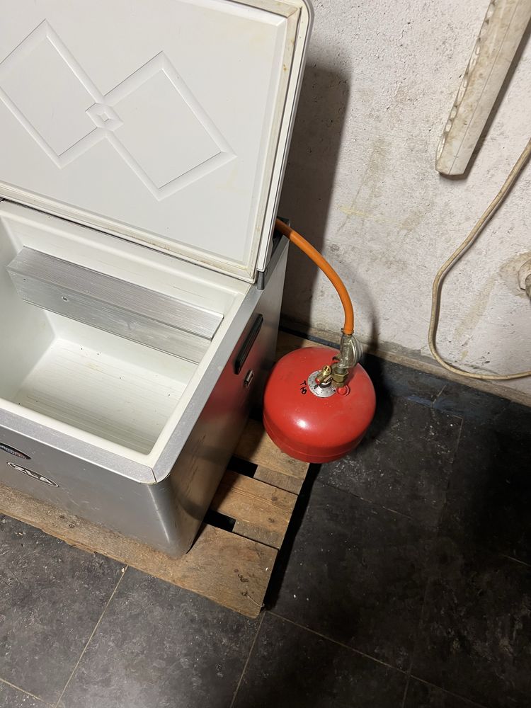 Газов хладилник