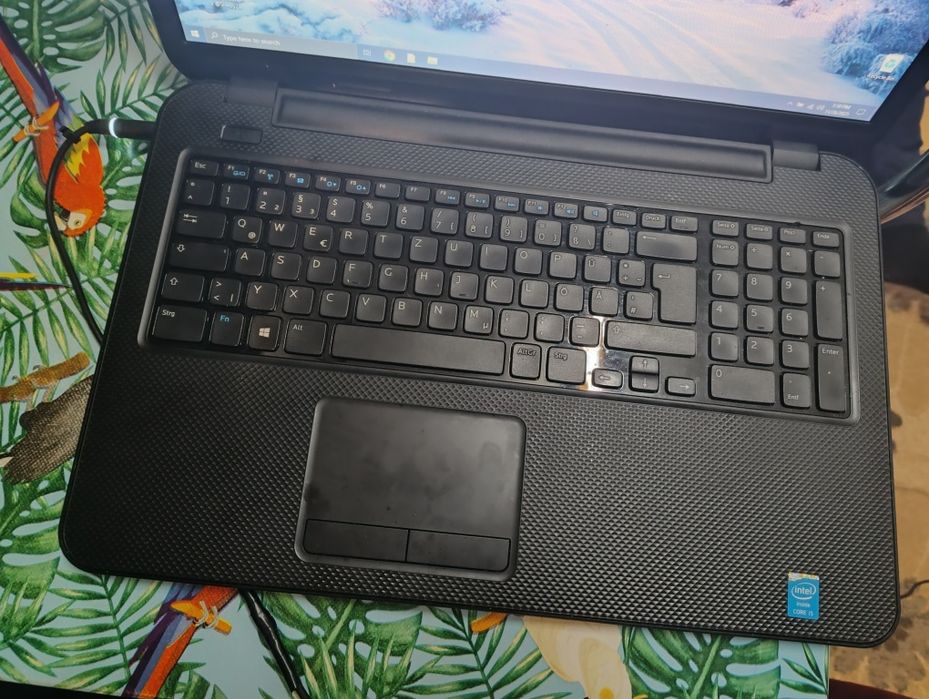 Vând laptop dell Intel core i5 8 gb
