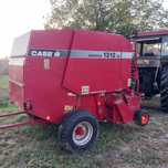 Claas rollant arobale case pe ata si plasa picup mare