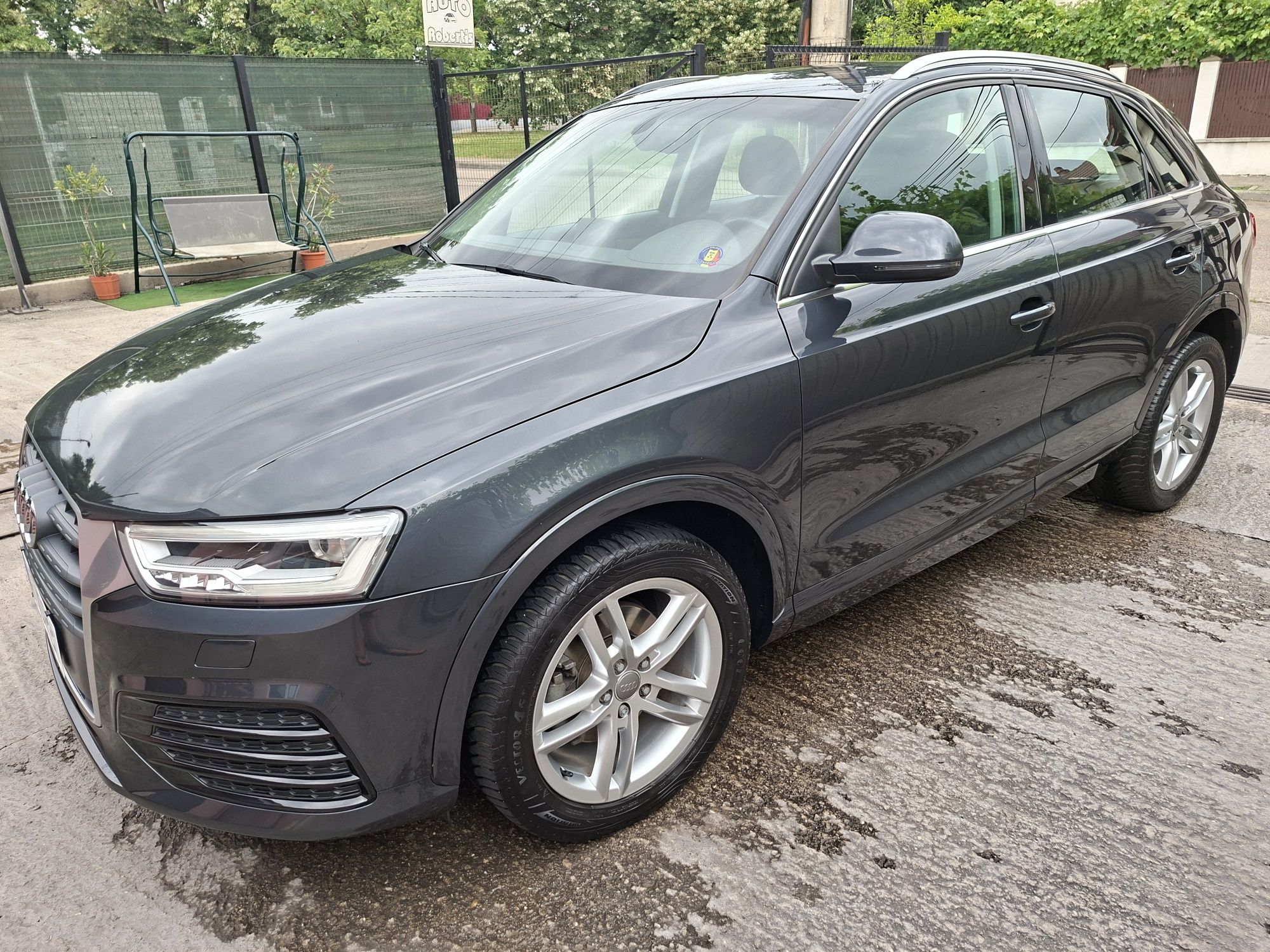 Audi Q3 2.0 tdi 150 cp