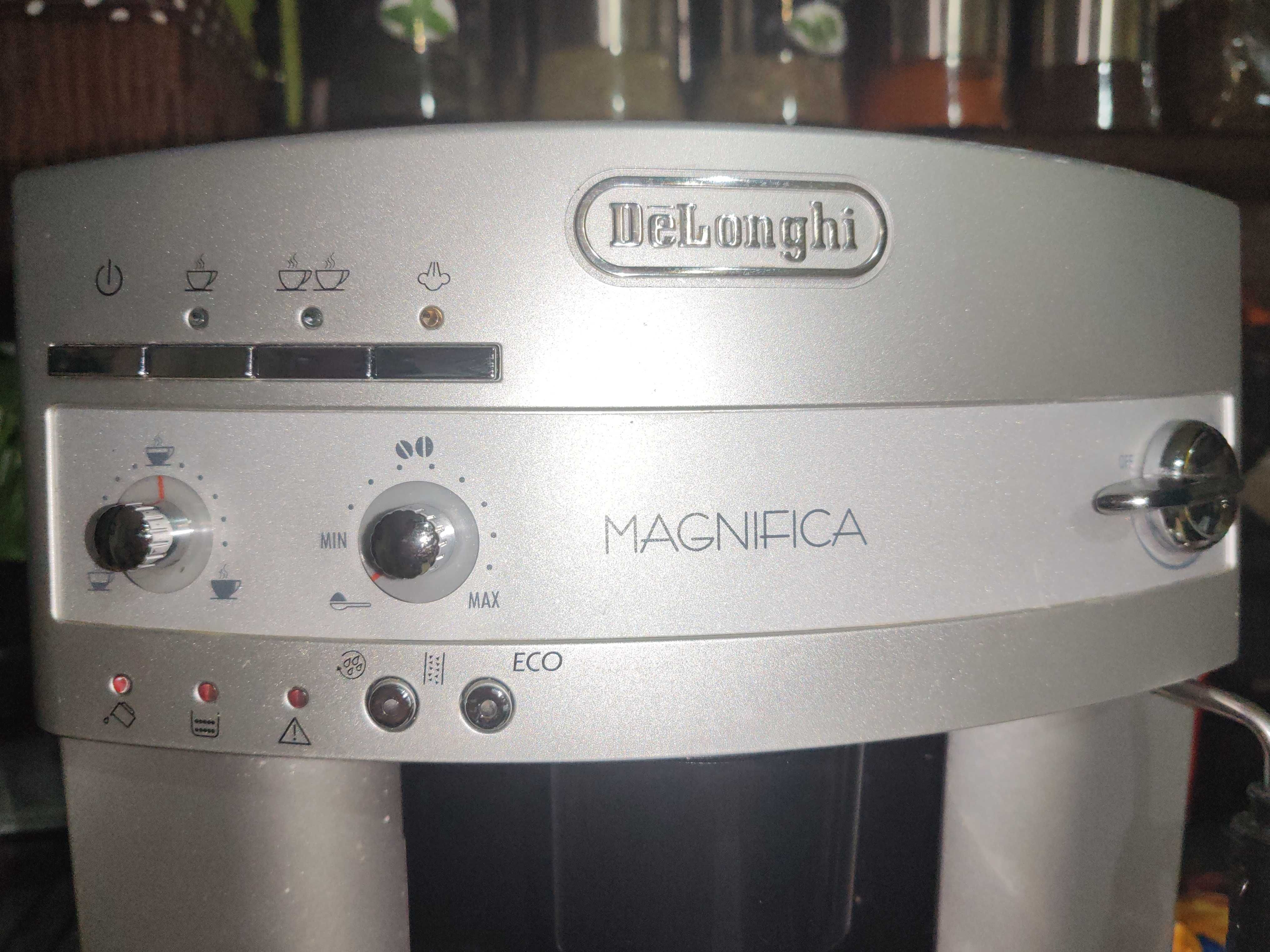 Кафеавтомат Delonghi Magnifica ESAM 3200 - сив