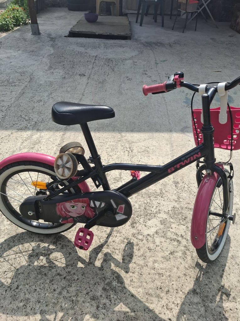 Продавам детско колело BTWIN 16