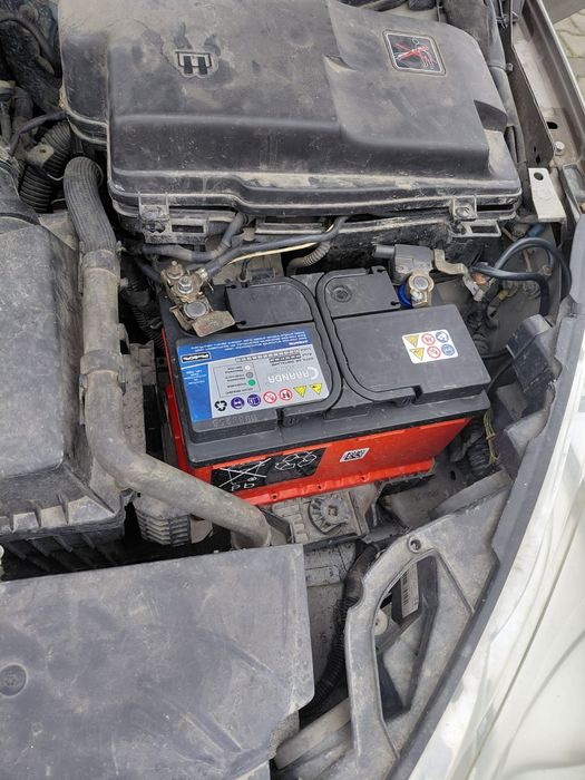 Vând 1000 euro, sau schimb 1300 euro, Peugeot 407 an 2008 e adusa din