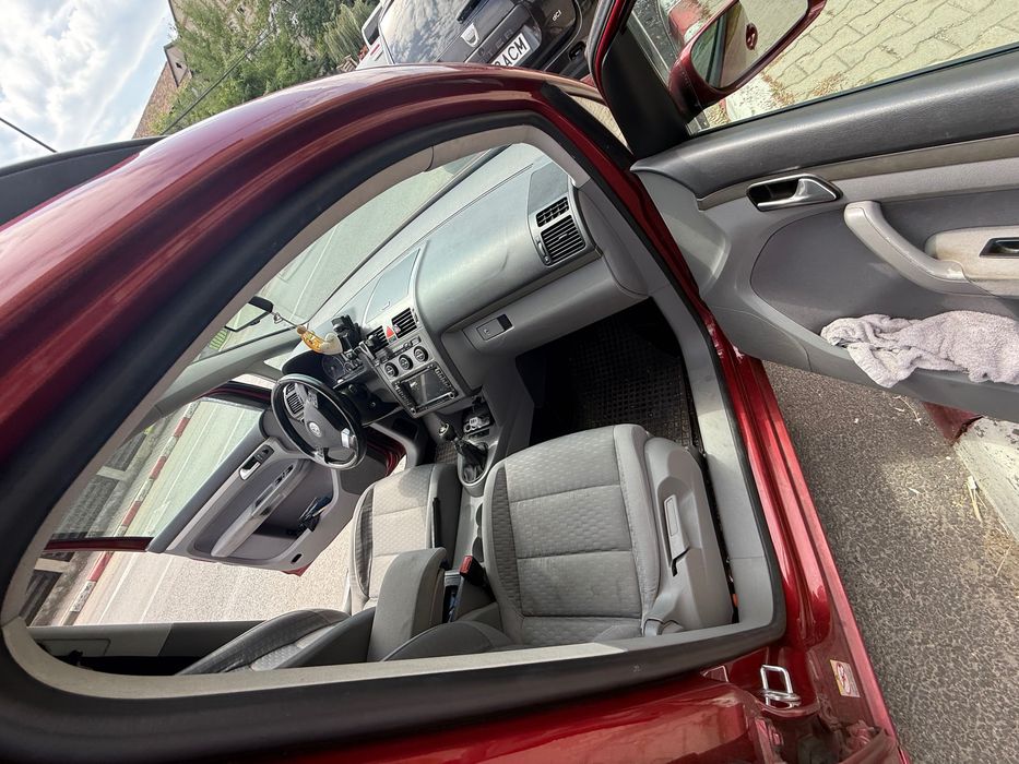Volkswagen Touran 2008