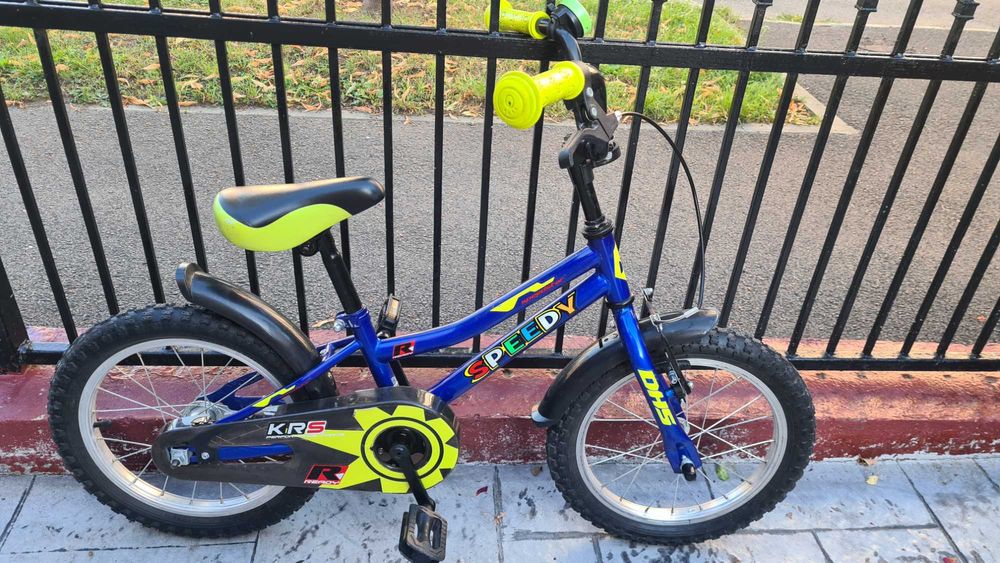 Vand bicicleta baieti 16 inch stare foarte buna